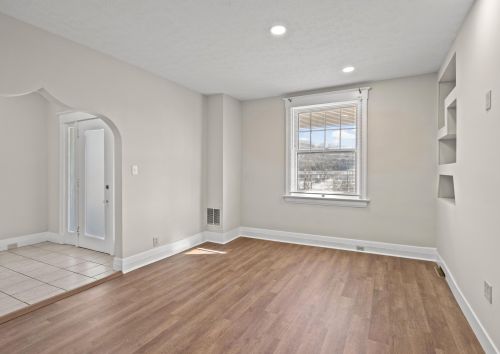 6 Summer Hill Ave, Newport, KY 41071-2705