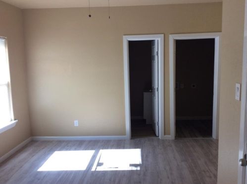 415 Brazos Ave, Cleburne TX 76031-5006 exterior