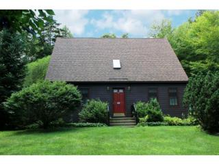 67 Shady Tree Ln, Fayston, VT 05673-7277