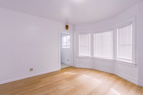 1724 Lemon Ave, Long Beach CA 90813-2117 exterior