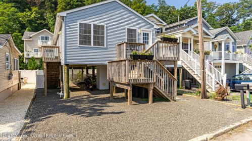 357 Shore Dr, Monmouth Hills, NJ 07732-1027