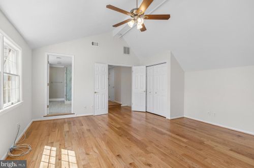 4471 Occoquan Overlook, Woodbridge VA  22192-6107 exterior