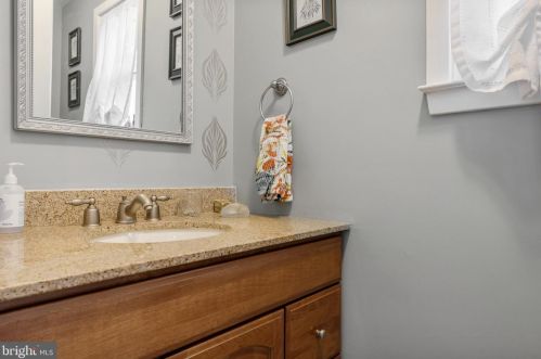 303 Mantua Ave, Wenonah NJ  08090-1836 exterior