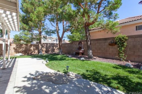 2028 Kalliope Ave, Lancaster CA 93536-4624 exterior