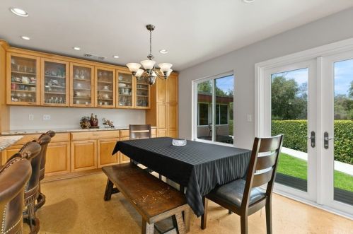 1539 Avolencia Dr, Fullerton CA 92835-3717 exterior