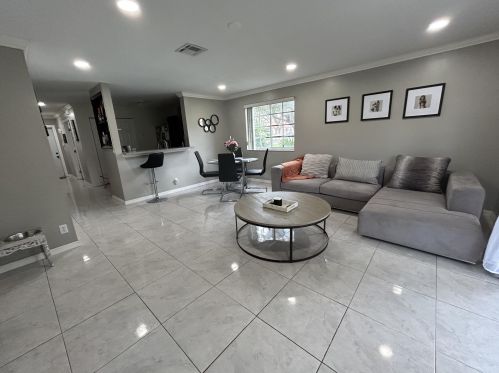 9903 Kamena Cir, Boynton Beach, FL 33436-3964