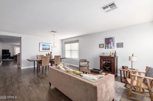 8837 11th Pl, Phoenix AZ  85020-3014 exterior