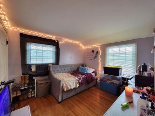 1 Starhaven Ave, Middletown NY  10940-4617 exterior