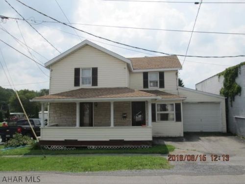 425 Lang Ave, Patton, PA 16668-1223