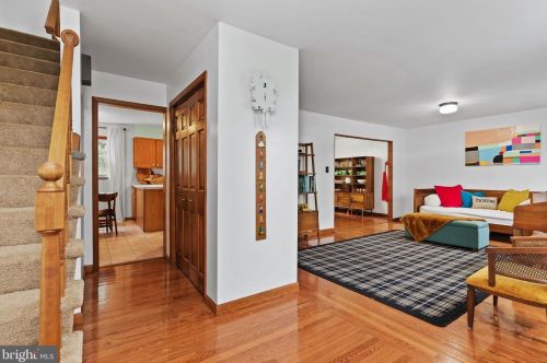 63 Fairway Dr, Camp Hill PA  17011-2065 exterior