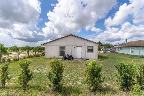 3646 Ellington Ave, Sebring FL  33870-5407 exterior