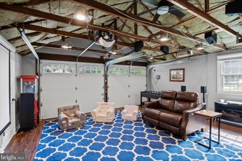 116 Howard St, Riverton NJ  08077-1328 exterior