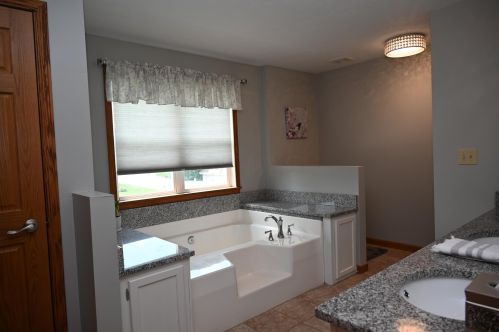 3305 Gooding Rd, Marion OH  43302-9001 exterior