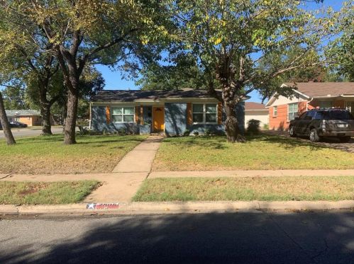 2505 Globe Ave, Dallas, TX 75228-4471