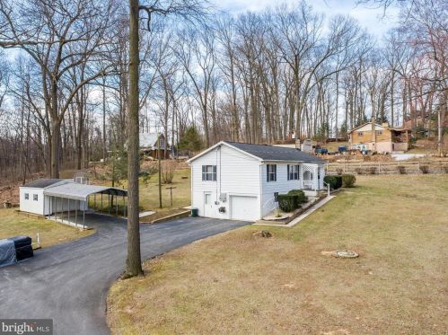 753 Myers Rd, Red Lion, PA 17356-8591