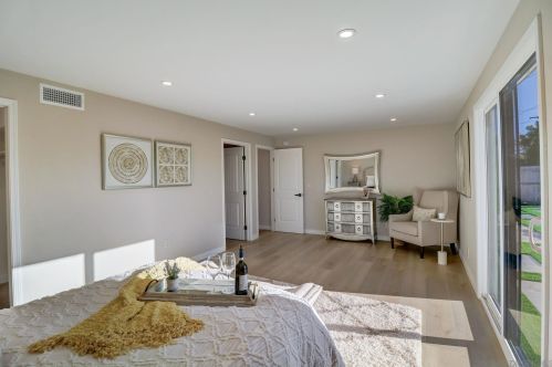 4190 Datcho Dr, San Diego CA 92117-4621 exterior