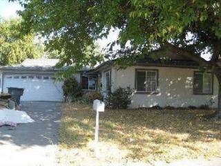 143 Cathcart Ave, Sacramento, CA 95838-4710