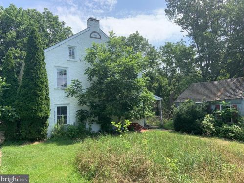 695 Keeler Rd, Lansdale, PA 19446-4405