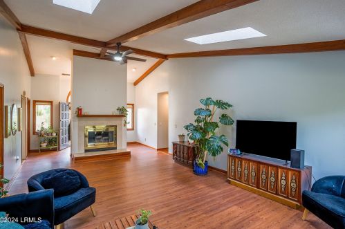30 Chesterfield Dr, Beaufort SC  29906-9006 exterior