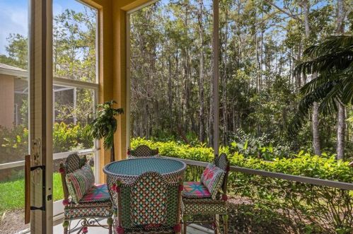 15135 Sterling Oaks Dr, Naples, FL 34110-4108