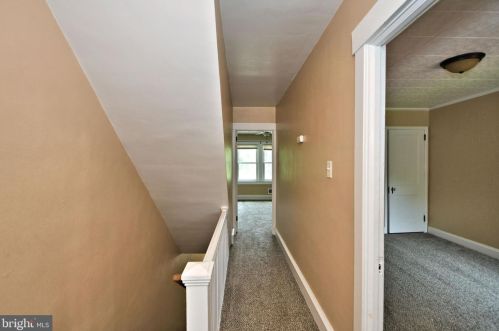 335 Stuart Ave, Downingtown PA  19335-2574 exterior