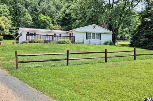 180 Sandy Hollow Rd, Shermansdale, PA 17090-8030