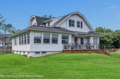 110 Monmouth Dr, Deal Park NJ  07723-1123 exterior