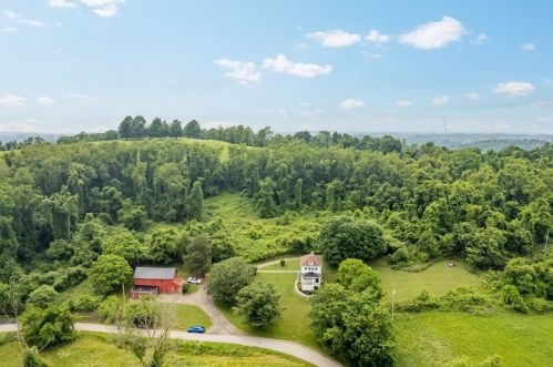 75 Colvin Rd, North Charleroi, PA 15022-3473