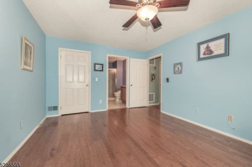 235 Robertson Way, Lincoln Park NJ  07035-1858 exterior