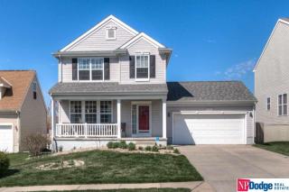 2912 Kelly Dr, Bellevue, NE 68123-2762