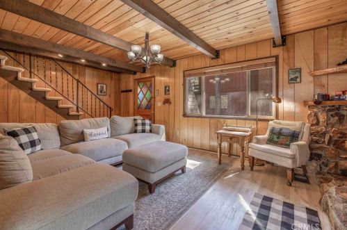 919 Mountain Ln, Big Bear City CA  92314 exterior