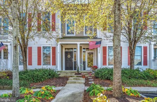 132 October Glory Ave, Millville, DE 19970-4224