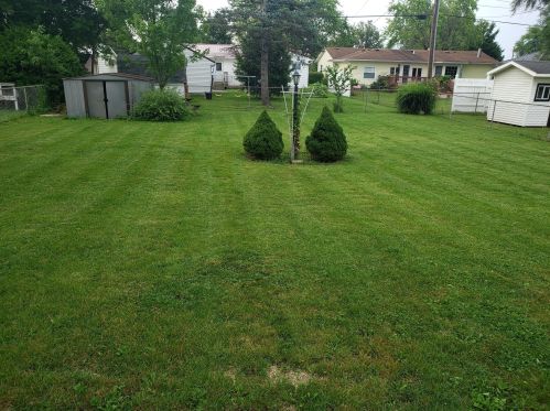 1105 Leesburg Ave, Washington Ch OH  43160-1257 exterior