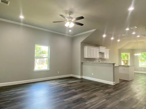 3980 Fritz St, Dallas TX  75241-6208 exterior