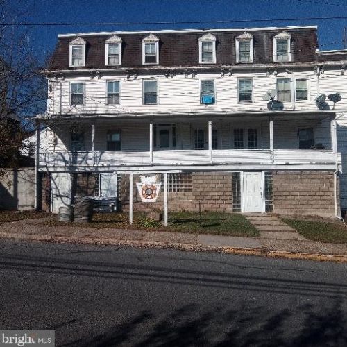 203 Market St, Williamstown, PA 17098-1536