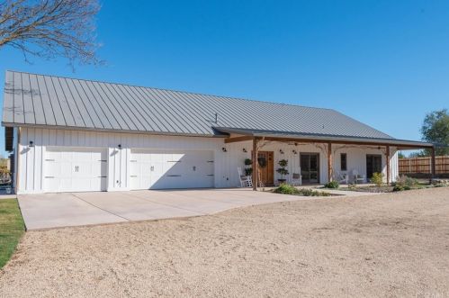 1373 Vineyard Dr, Templeton, CA 93465-4004