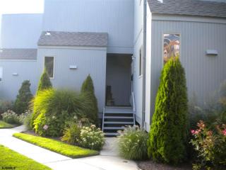 5 25th Ave, Atlantic City, NJ 08403-1112