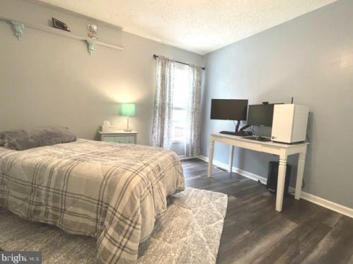 29 Johns Dr, West Enola PA  17025-2694 exterior