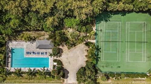 1835 Farm Trl, Sanibel FL  33957-4119 exterior