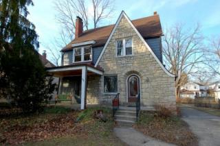 490 Oakland Park Ave, Columbus, OH 43214-4126
