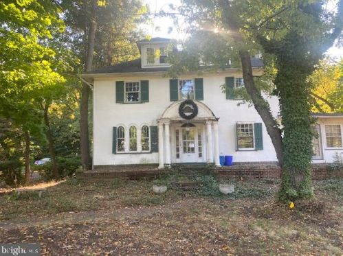 215 Browning Rd, Camden, NJ 08108-0029