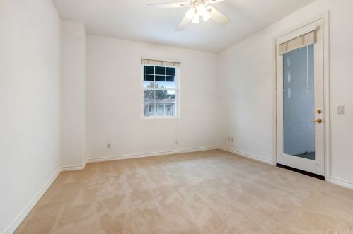 24613 Garland Dr, Santa Clarita CA  91355-4962 exterior