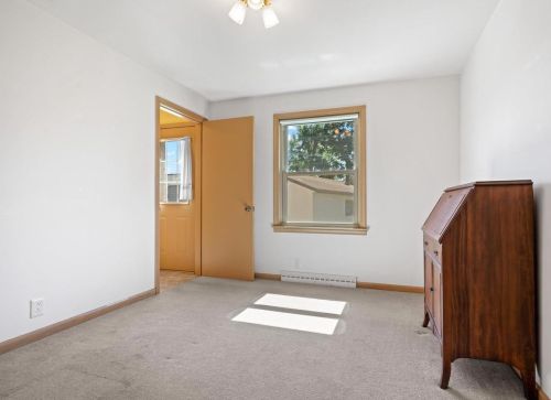 908 Thrush St, Green Bay WI  54303-4332 exterior