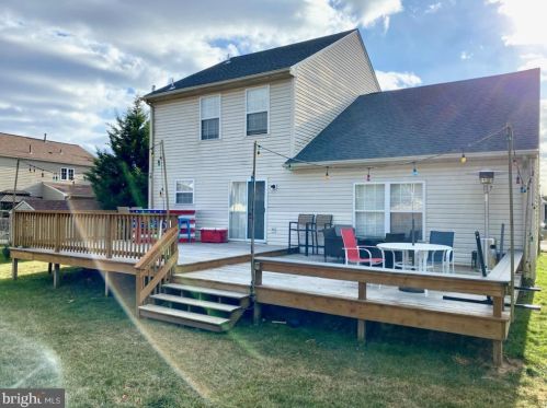 255 Shetland Dr, New Castle DE  19720-8832 exterior