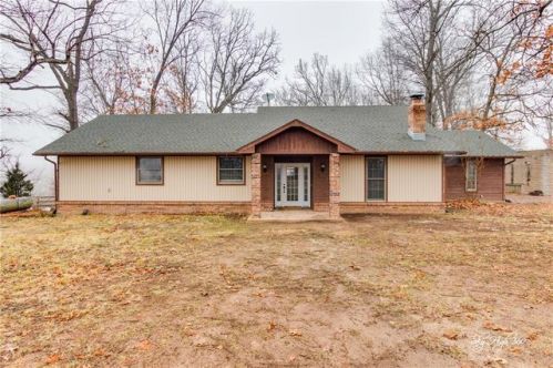 13955 Rolling Hills Rd, Bentonville, AR 72712-8834
