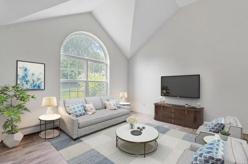 228 Monroe Ave, Monroe NY  10950-1243 exterior