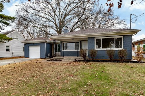 5146 Foley Rd, Cincinnati, OH 45238-4852