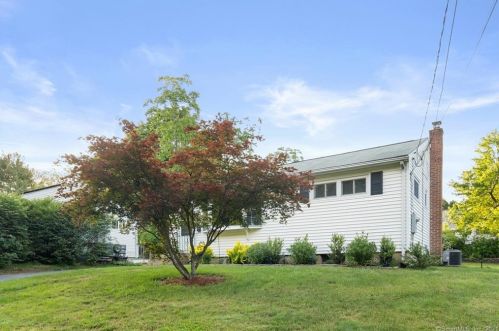 65 Cianci Rd, New Britain, CT 06053-1436