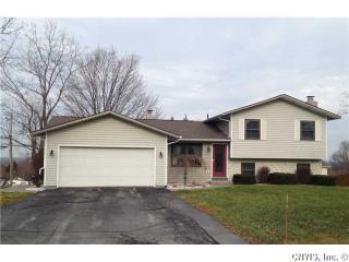 101 Douglas Heights Dr, Whitelaw, NY 13032-4725