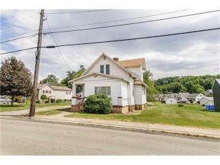18 Main St, Fairchance, PA 15436-1031